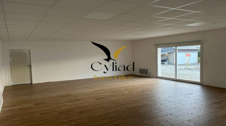 Ma-Cabane - Location Local commercial Saint-Méloir-des-Ondes, 75 m²