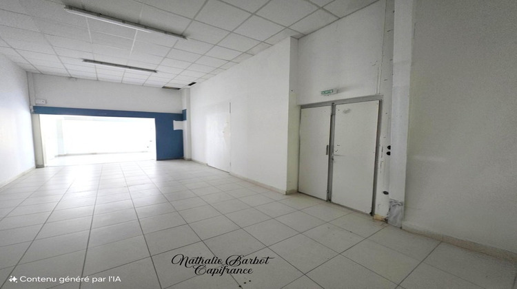 Ma-Cabane - Location Local commercial SAINT MEMMIE, 150 m²