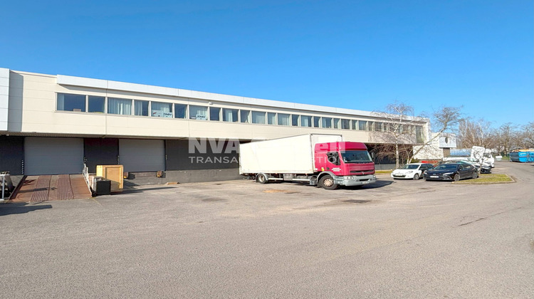 Ma-Cabane - Location Local commercial Saint-Ouen-l'Aumône, 1691 m²