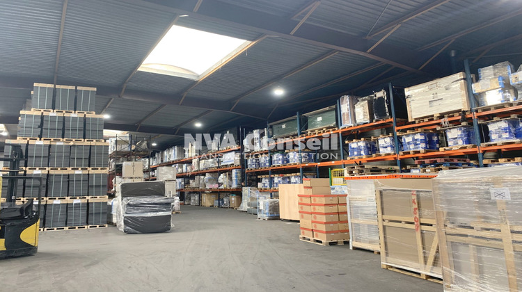 Ma-Cabane - Location Local commercial Saint-Ouen-l'Aumône, 1691 m²