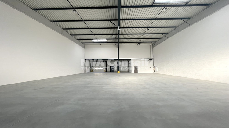 Ma-Cabane - Location Local commercial Saint-Ouen-l'Aumône, 592 m²