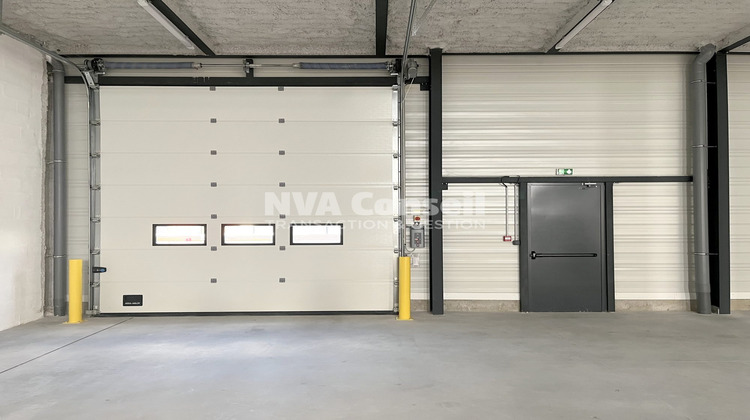 Ma-Cabane - Location Local commercial Saint-Ouen-l'Aumône, 592 m²