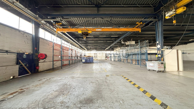Ma-Cabane - Location Local commercial Saint-Ouen-l'Aumône, 4404 m²