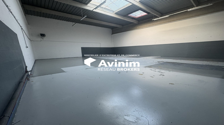 Ma-Cabane - Location Local commercial Saint-Ouen-l'Aumône, 336 m²