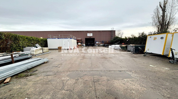 Ma-Cabane - Location Local commercial Saint-Ouen-l'Aumône, 769 m²