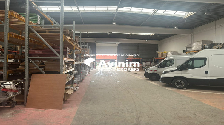 Ma-Cabane - Location Local commercial Saint-Ouen-l'Aumône, 770 m²