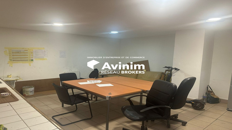 Ma-Cabane - Location Local commercial Saint-Ouen-l'Aumône, 770 m²