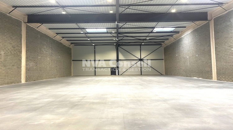 Ma-Cabane - Location Local commercial Saint-Ouen-l'Aumône, 1227 m²