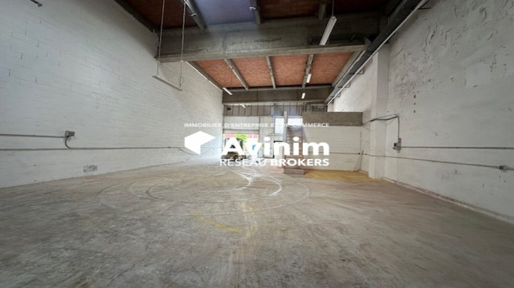 Ma-Cabane - Location Local commercial Saint-Ouen-l'Aumône, 200 m²