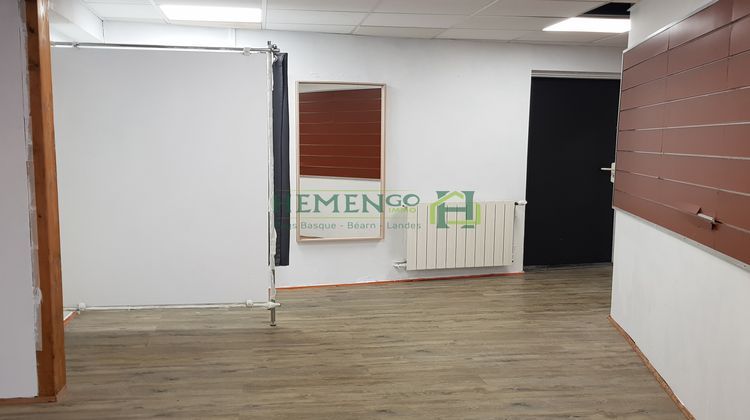 Ma-Cabane - Location Local commercial Saint-Palais, 100 m²