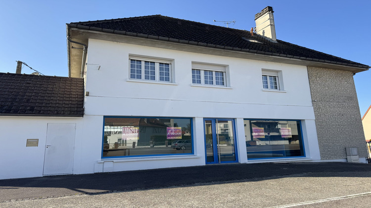 Ma-Cabane - Location Local commercial Saint-Parres-aux-Tertres, 200 m²