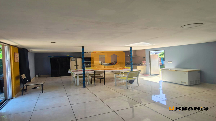 Ma-Cabane - Location Local commercial Saint-Paul, 140 m²