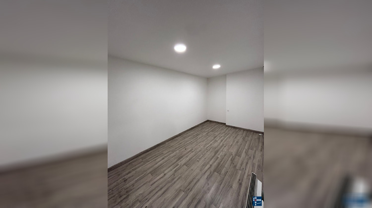 Ma-Cabane - Location Local commercial Saint-Pavace, 595 m²