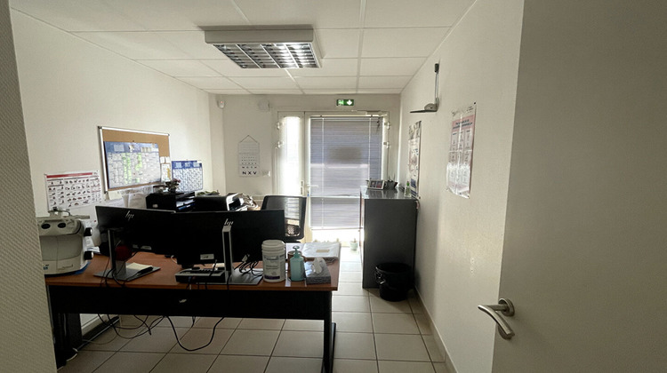 Ma-Cabane - Location Local commercial SAINT-PHILBERT-DE-GRAND-LIEU, 64 m²