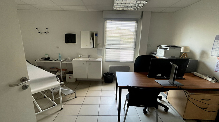Ma-Cabane - Location Local commercial SAINT-PHILBERT-DE-GRAND-LIEU, 64 m²