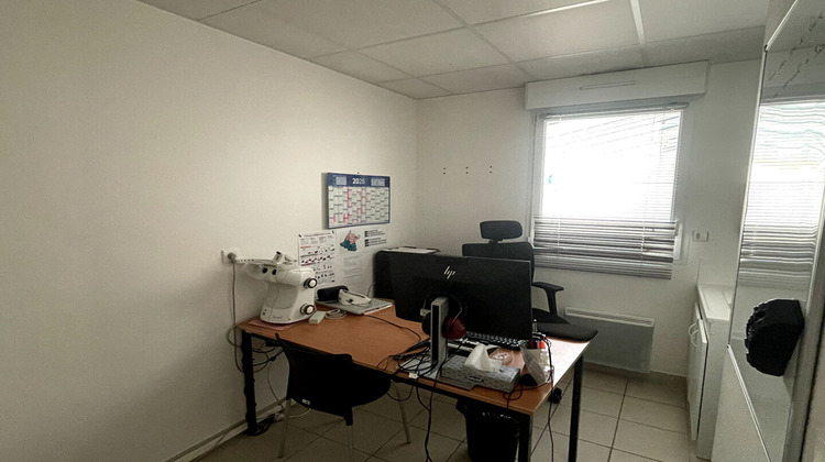 Ma-Cabane - Location Local commercial SAINT-PHILBERT-DE-GRAND-LIEU, 64 m²