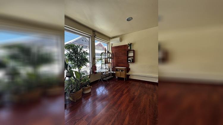 Ma-Cabane - Location Local commercial Saint-Pierre, 50 m²