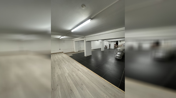 Ma-Cabane - Location Local commercial Saint-Pierre, 200 m²