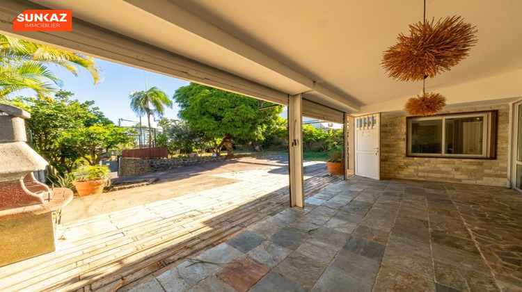 Ma-Cabane - Location Local commercial SAINT PIERRE, 300 m²