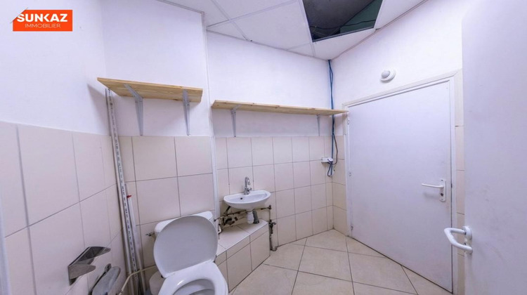 Ma-Cabane - Location Local commercial SAINT PIERRE, 269 m²