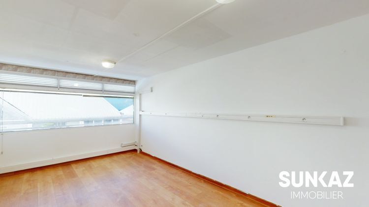 Ma-Cabane - Location Local commercial SAINT PIERRE, 345 m²