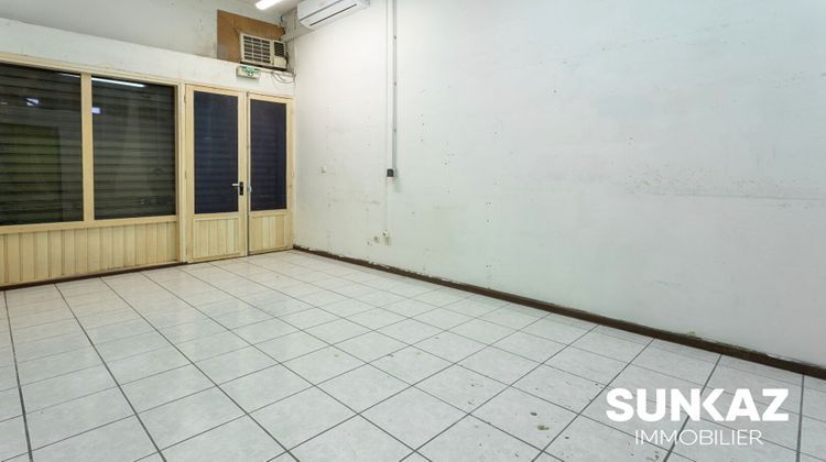 Ma-Cabane - Location Local commercial SAINT PIERRE, 238 m²