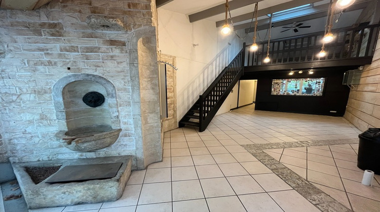 Ma-Cabane - Location Local commercial SAINT PIERRE D OLERON, 87 m²