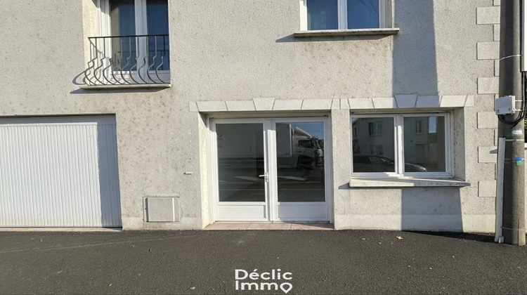 Ma-Cabane - Location Local commercial SAINT-PIERRE-DES-CORPS, 66 m²