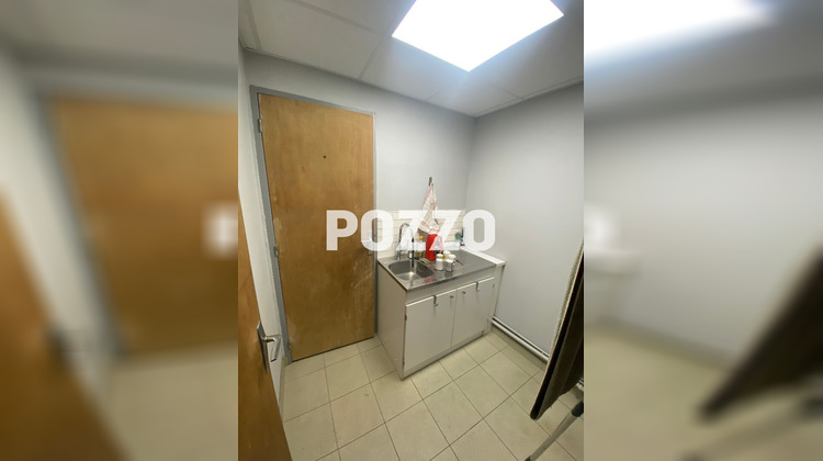 Ma-Cabane - Location Local commercial SAINT-POIS, 200 m²