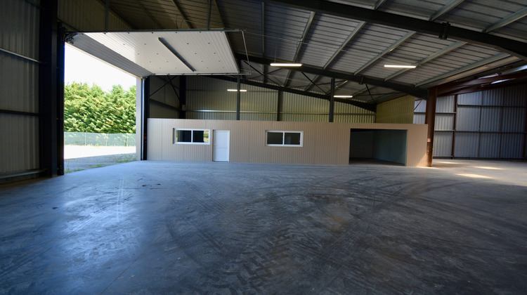 Ma-Cabane - Location Local commercial Saint-Pourçain-sur-Sioule, 1623 m²
