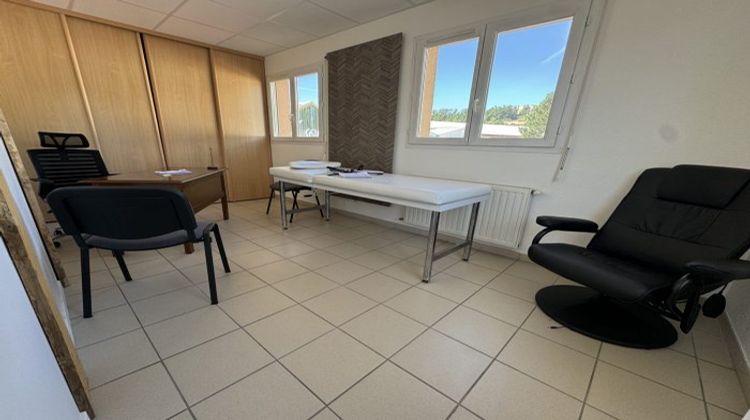 Ma-Cabane - Location Local commercial Saint-Priest-en-Jarez, 130 m²