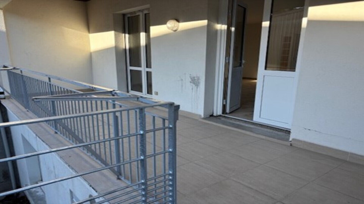 Ma-Cabane - Location Local commercial SAINT-PRIEST-EN-JAREZ, 110 m²