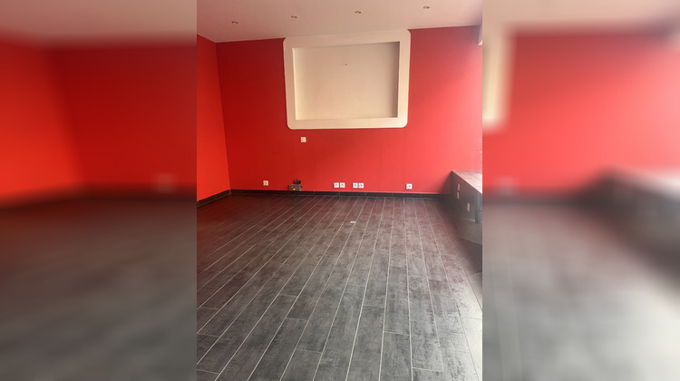 Ma-Cabane - Location Local commercial SAINT-RAPHAEL, 52 m²