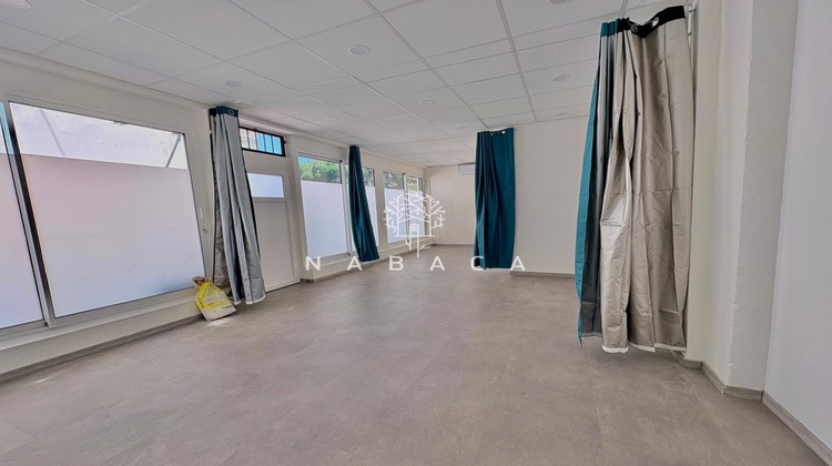 Ma-Cabane - Location Local commercial Saint-Raphaël, 32 m²