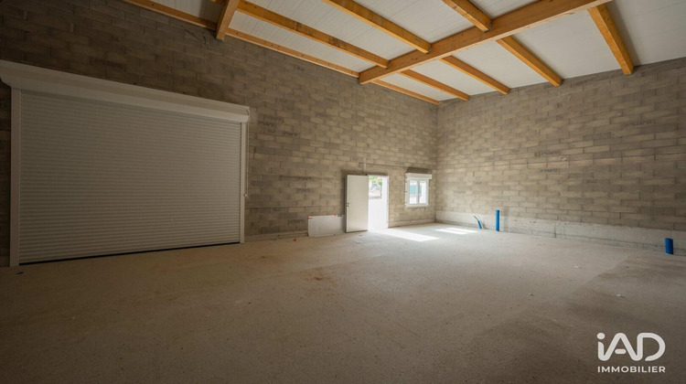 Ma-Cabane - Location Local commercial Saint-Sernin, 100 m²