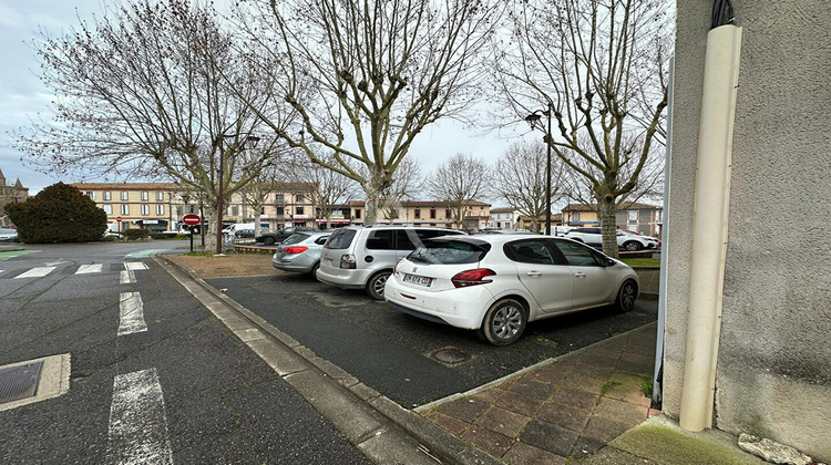 Ma-Cabane - Location Local commercial SAINT-SULPICE, 359 m²