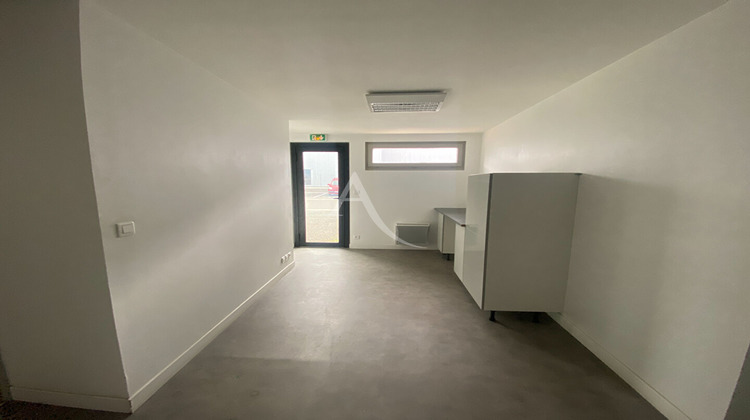 Ma-Cabane - Location Local commercial SAINT-SYLVAIN-D'ANJOU, 140 m²