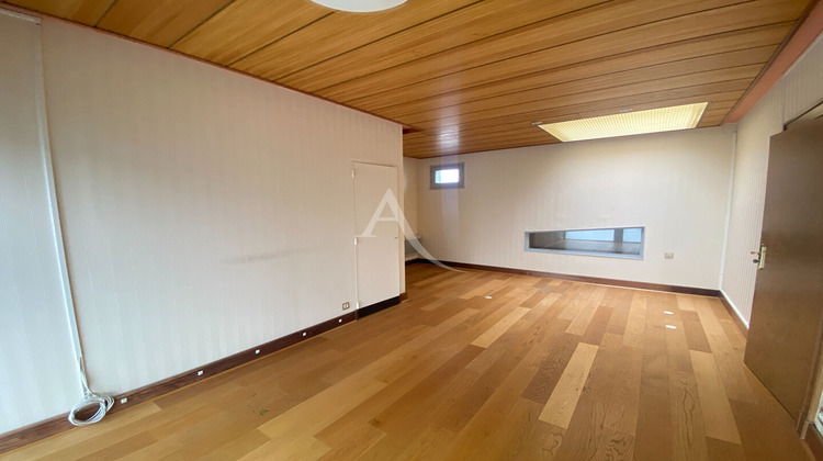 Ma-Cabane - Location Local commercial SAINT-SYLVAIN-D'ANJOU, 140 m²