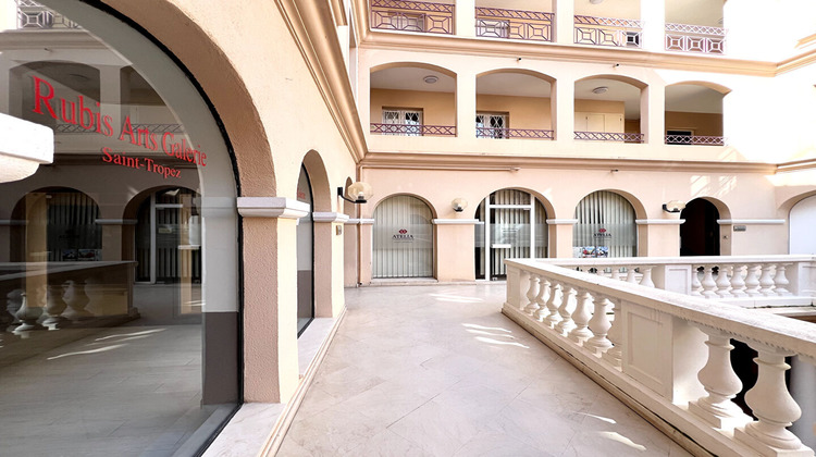 Ma-Cabane - Location Local commercial SAINT-TROPEZ, 17 m²