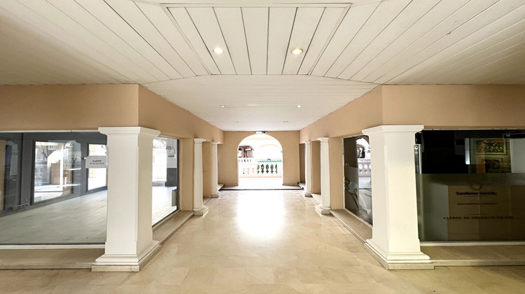 Ma-Cabane - Location Local commercial SAINT-TROPEZ, 17 m²