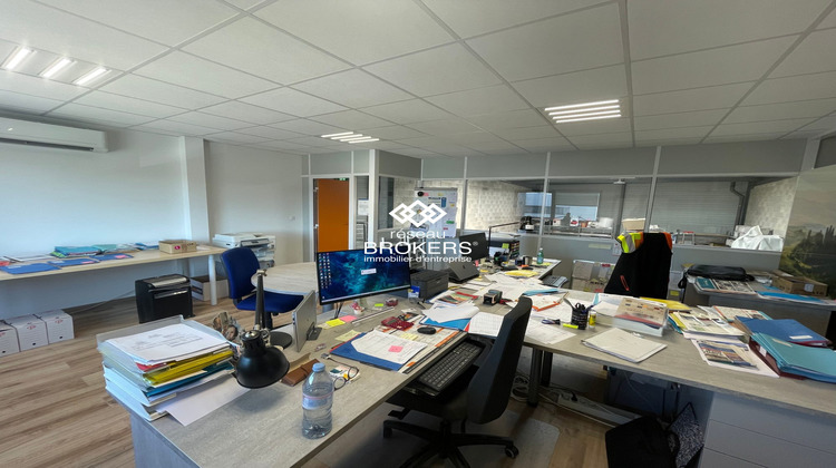 Ma-Cabane - Location Local commercial Saint-Victoret, 198 m²