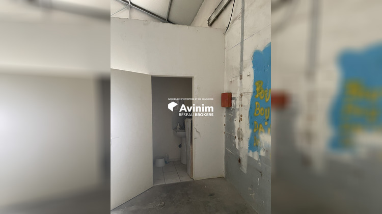 Ma-Cabane - Location Local commercial Saint-Victoret, 120 m²