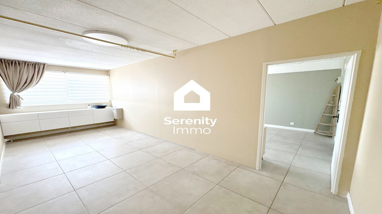Ma-Cabane - Location Local commercial SAINT-VICTORET, 33 m²
