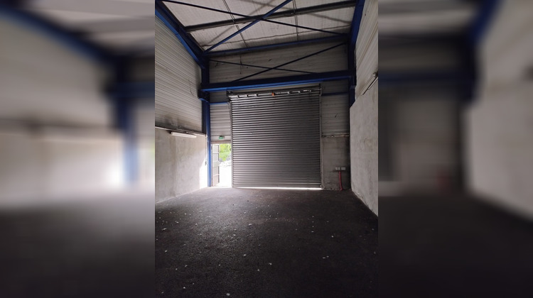 Ma-Cabane - Location Local commercial SAINT VINCENT DE MERCUZE, 90 m²