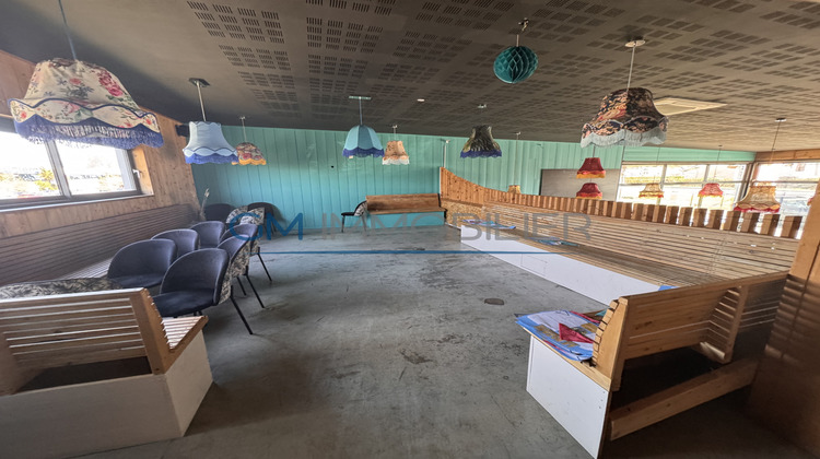 Ma-Cabane - Location Local commercial Saint-Vincent-de-Tyrosse, 180 m²
