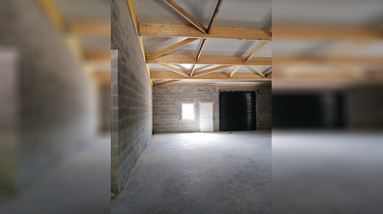 Ma-Cabane - Location Local commercial Saint-Vivien, 176 m²