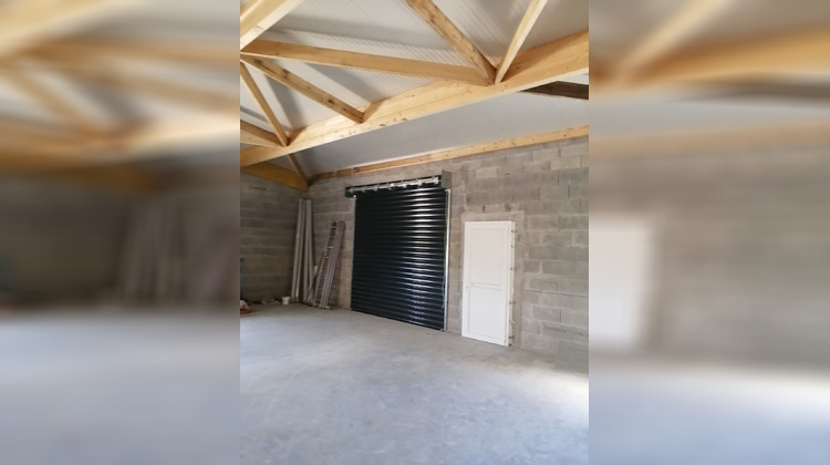 Ma-Cabane - Location Local commercial Saint-Vivien, 197 m²