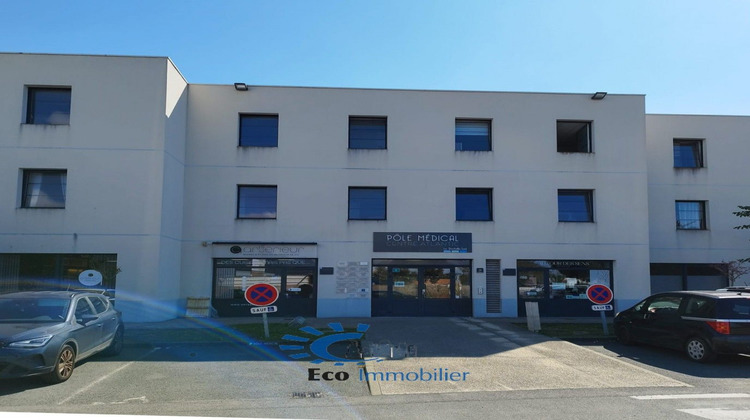 Ma-Cabane - Location Local commercial SAINT-VIVIEN, 27 m²