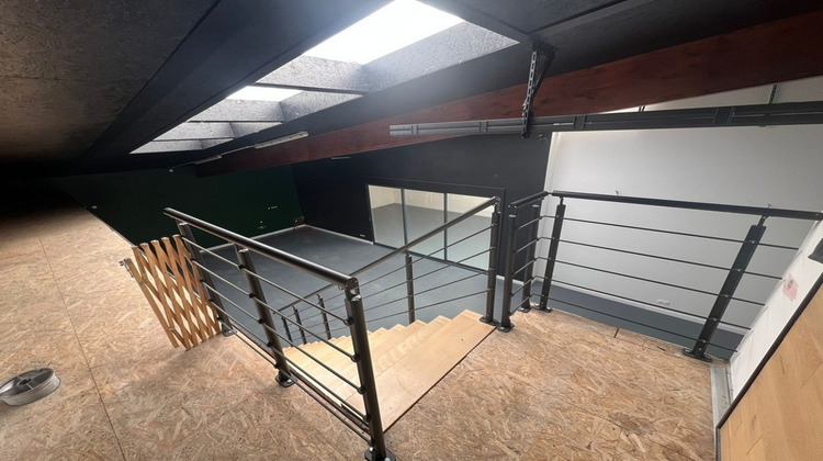 Ma-Cabane - Location Local commercial SAINT VIVIEN, 200 m²