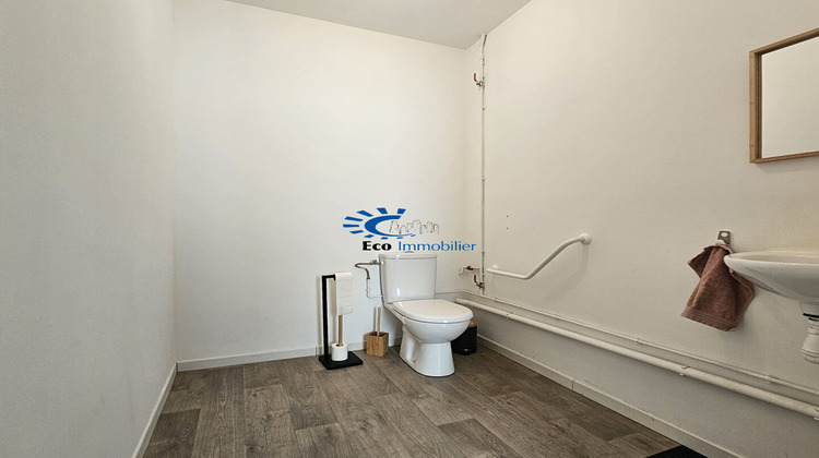 Ma-Cabane - Location Local commercial SAINT-VIVIEN, 21 m²